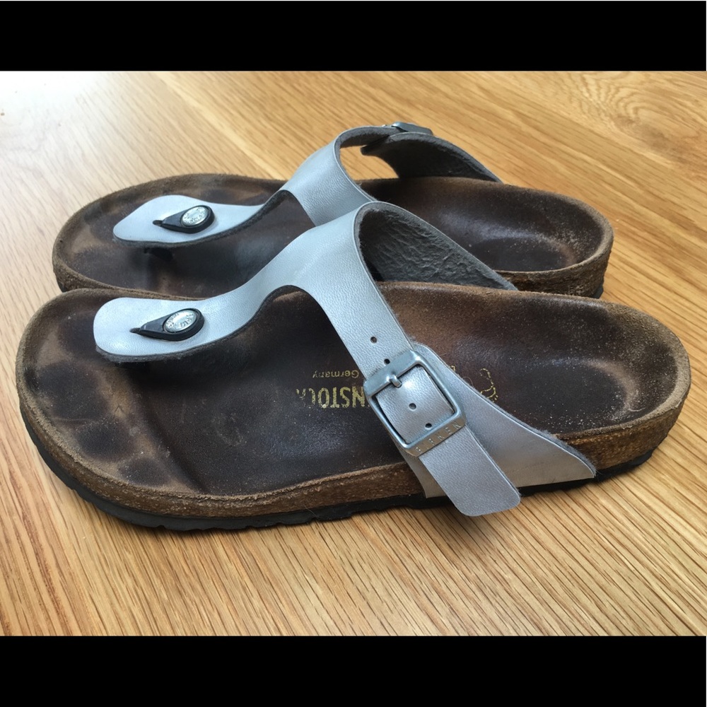 Size 38 Birkenstock Gizeh Sandals